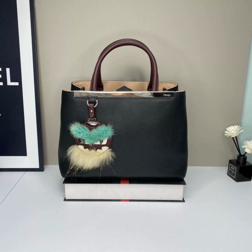 Fendi Women Pre-Loved Bag Very Good Condition
